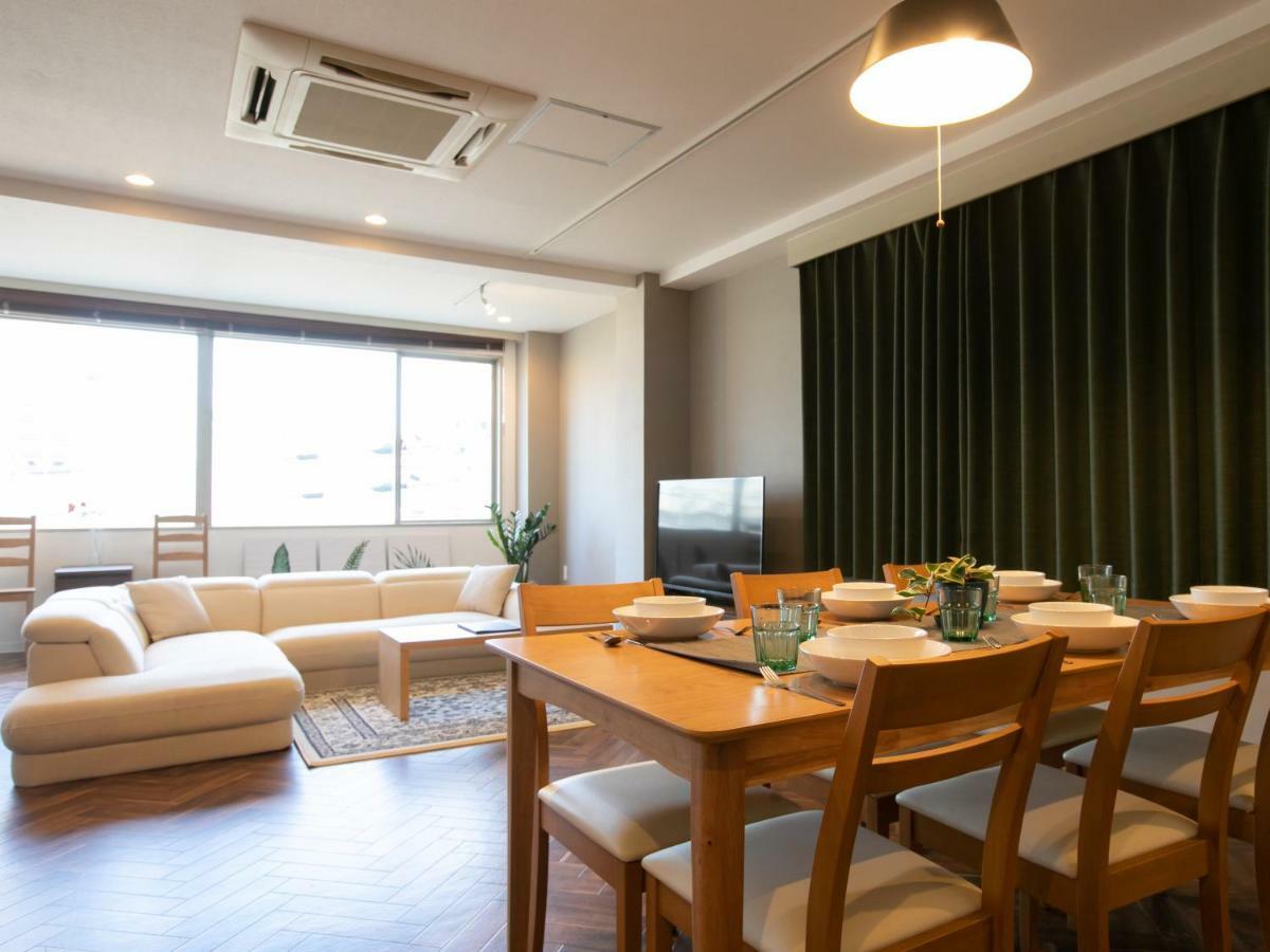 Big Room Guest House Osaka Exterior photo