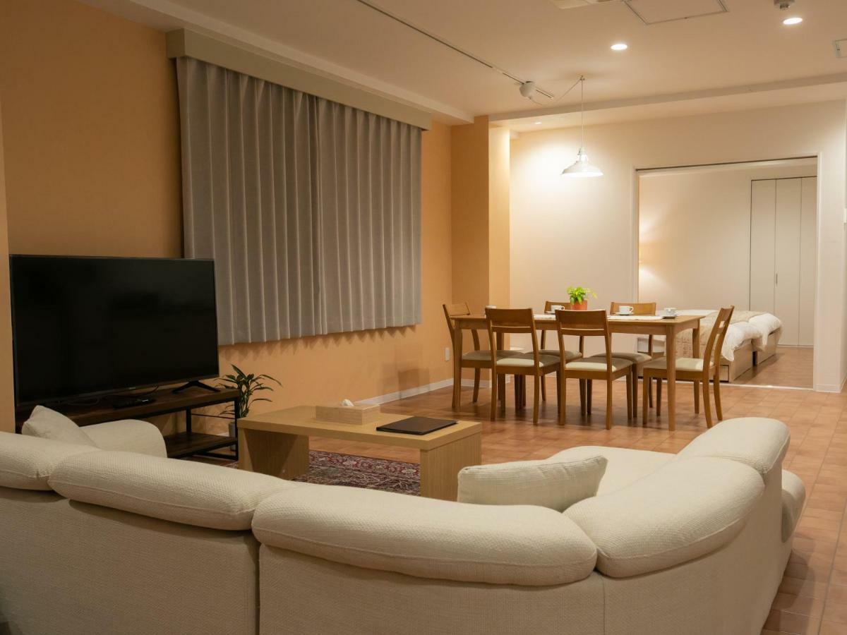 Big Room Guest House Osaka Exterior photo