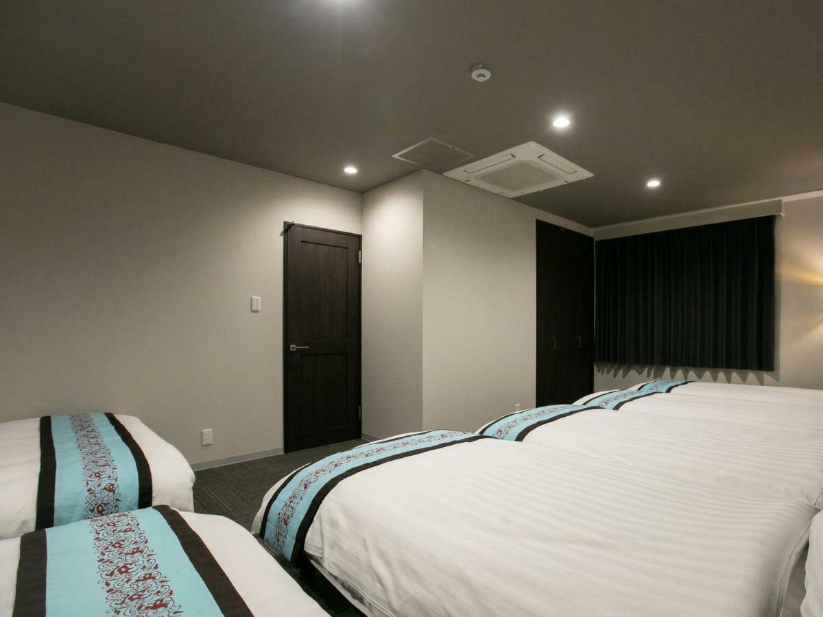 Big Room Guest House Osaka Exterior photo